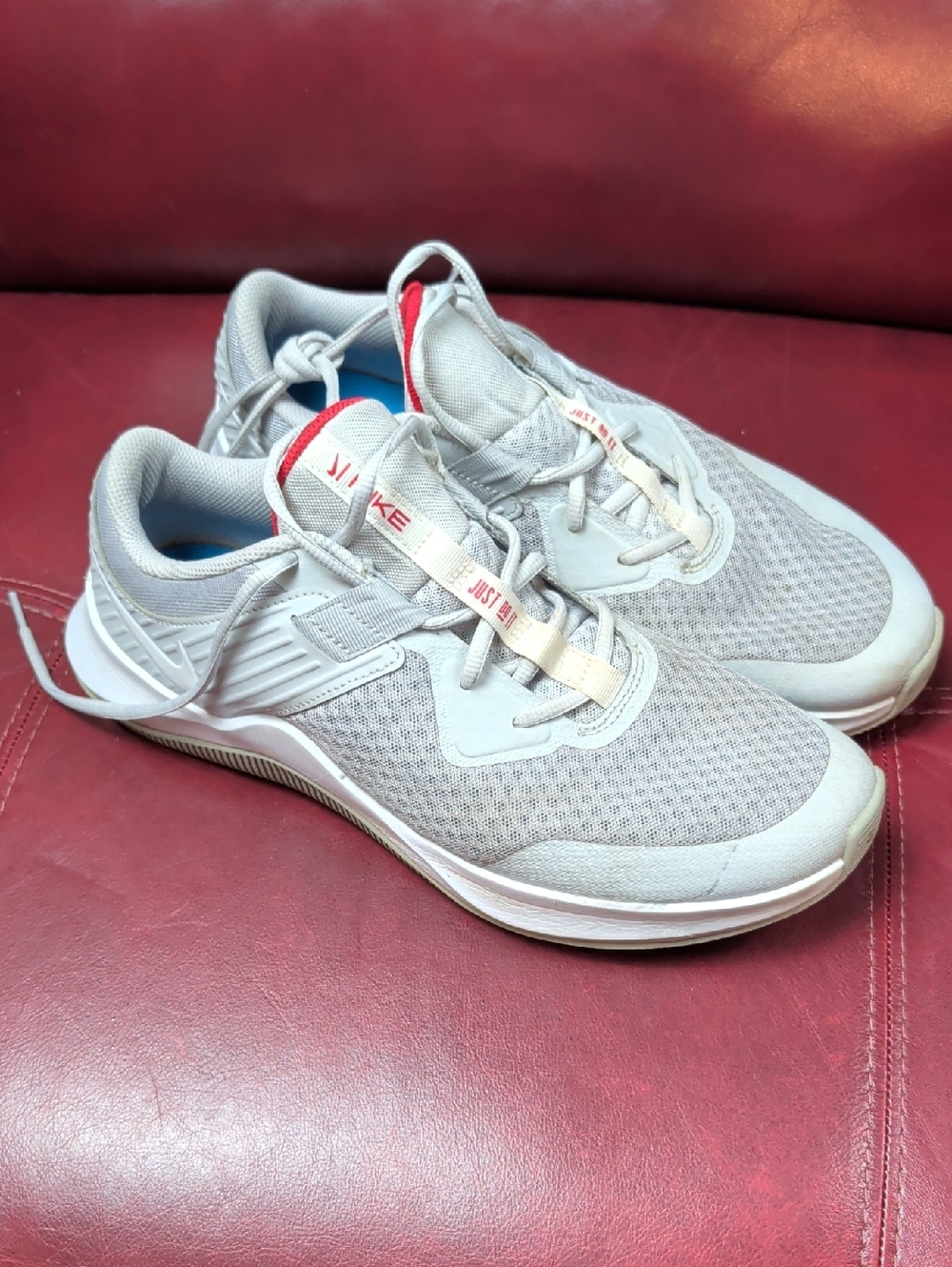 MC Trainer Light Smoke Gray 10.5 Men's Nike Shoes